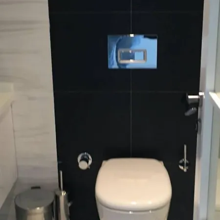 Seaview 3 Bedroom 1075 فيلة
