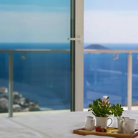 Seaview 3 Bedroom 1075 * كالكان
