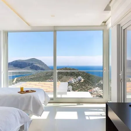 Seaview 3 Bedroom 1075 فيلة